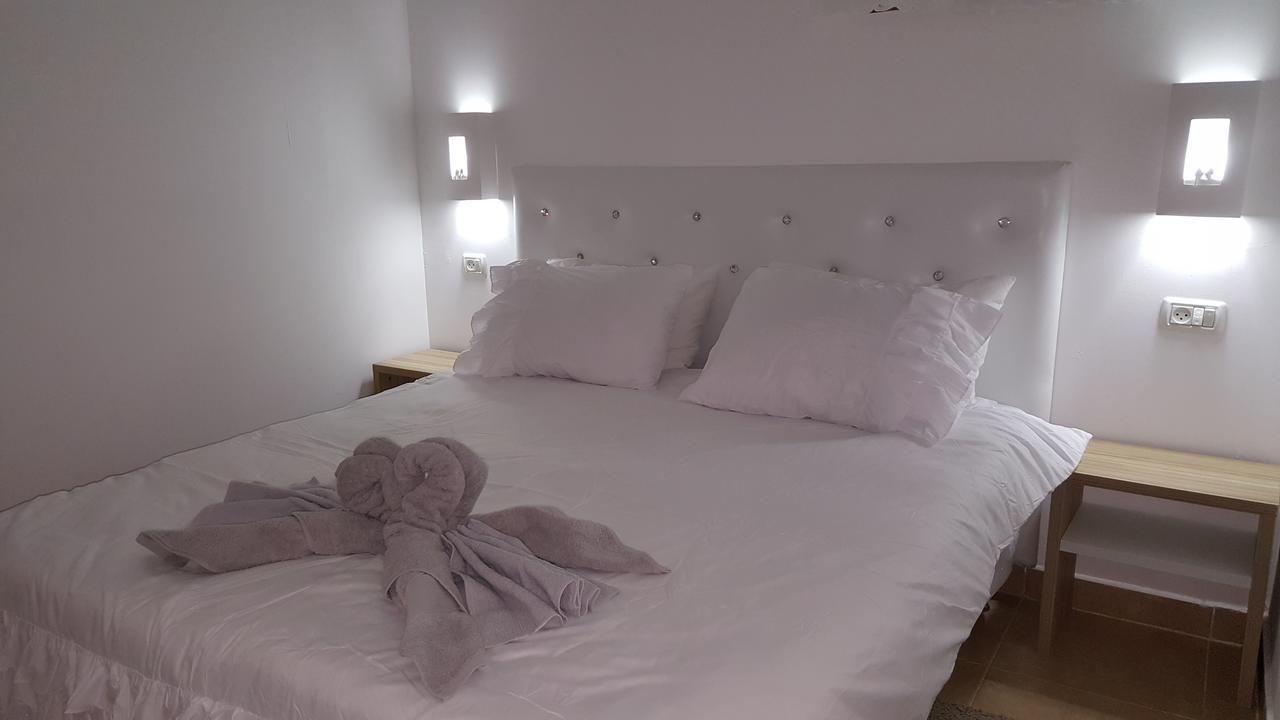 Zimmer Belev Hakikar- Dead Sea Neot HaKikar Exterior photo